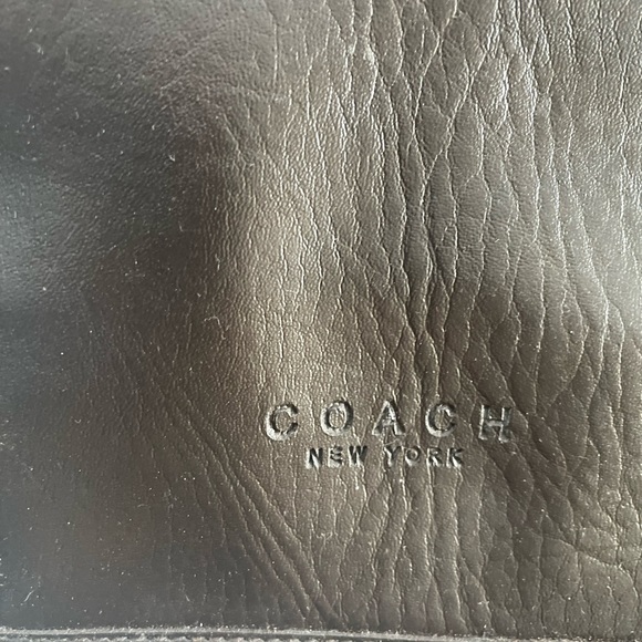 💯 Coach | Men’s Brown Leather Messenger Bag - Picture 13 of 16